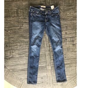 low waisted Hollister jeans